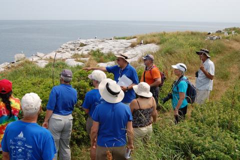 appledore-island-walking-tour-guest